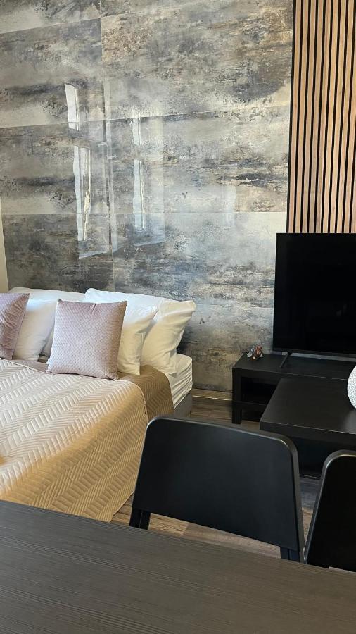 Downtown Boutique Apartments Ліберець Екстер'єр фото